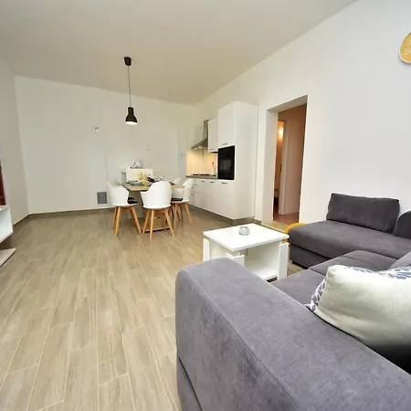 Coastal Retreat In Апартаменты Krusevo (Zadar)