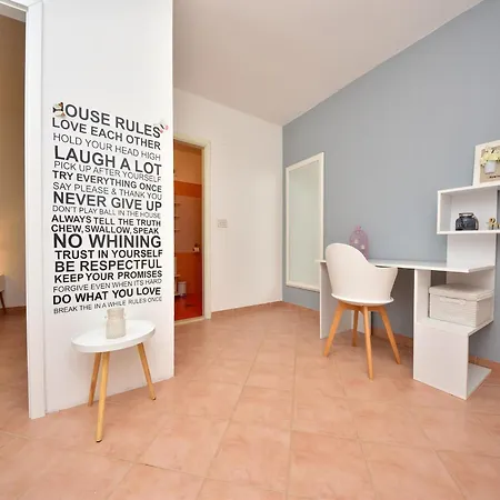 Appartamento Coastal Retreat In *