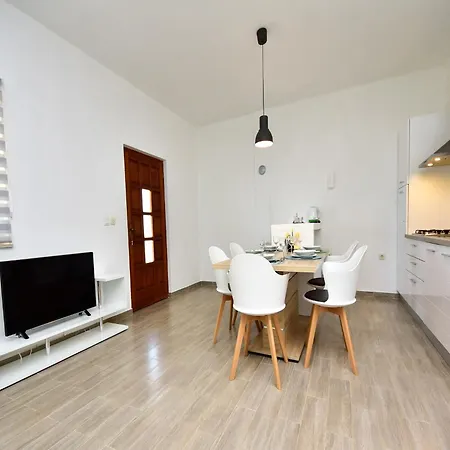 Coastal Retreat In * Kruševo