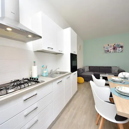 Coastal Retreat In Appartamento